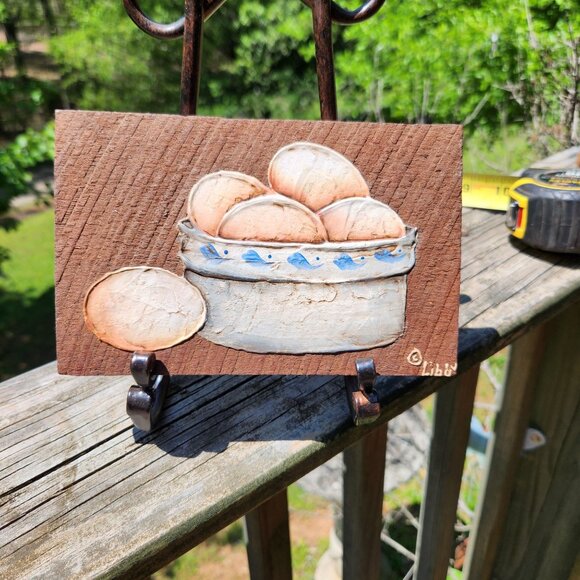 Vintage Farmhouse Hand-Painted Wooden Plaque With Basket Of Eggs Signed By "Libb - Picture 1 of 7